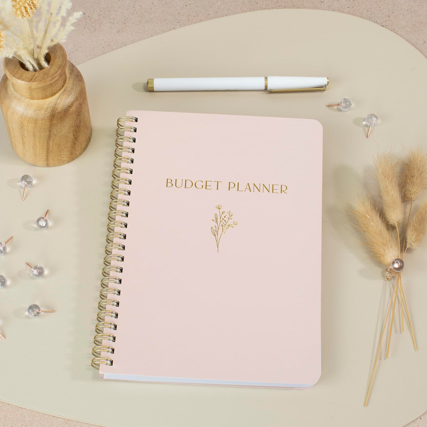 Simplified Monthly Budget Planner - Monthly Finance Organizer and Expense Tracker Notebook - Beautiful Undated Money Budgeting Book For 2024 To Effectively Manage Your Finances