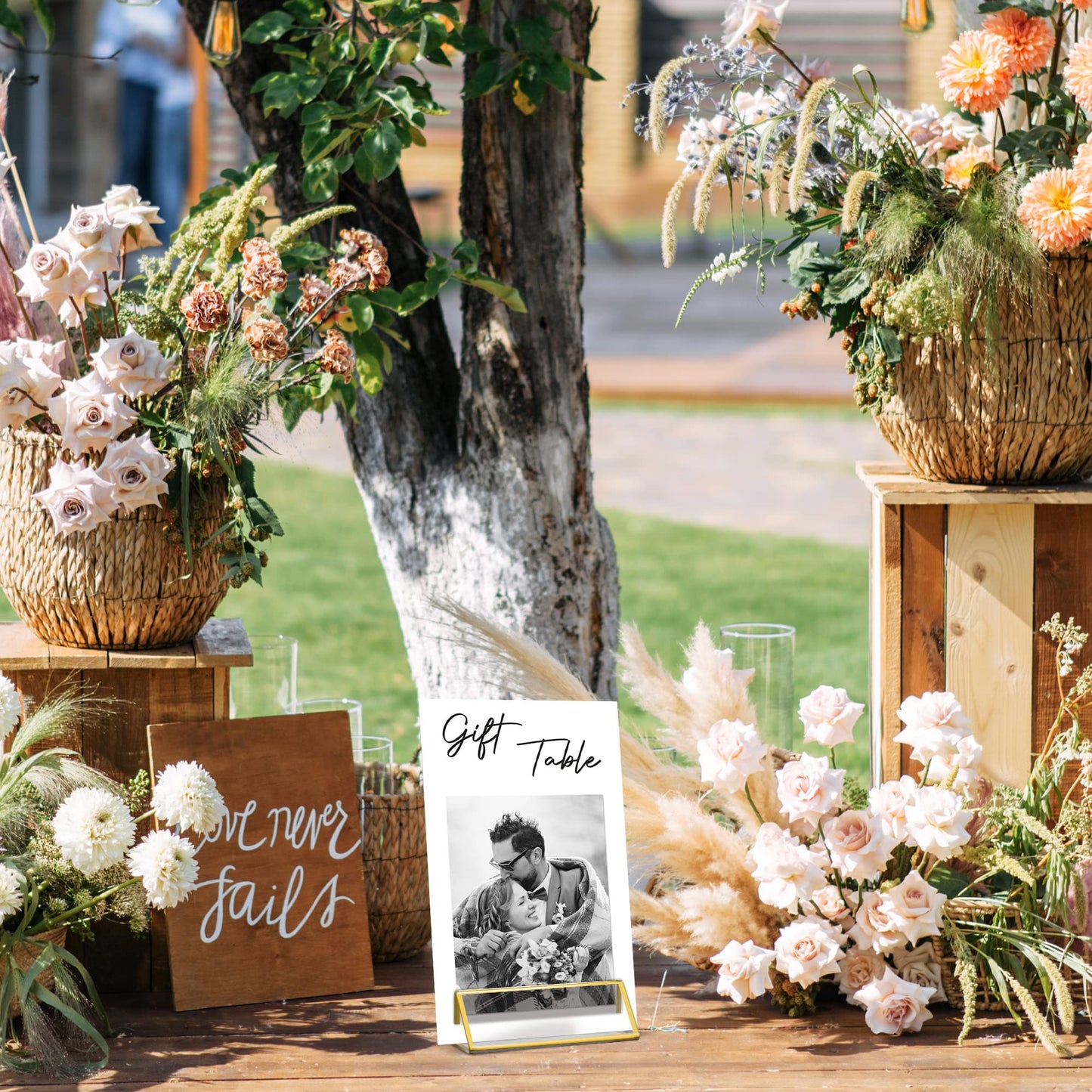 Gorgeous Photo Wedding Table Number Cards w/ Space For Personal Photos - Modern Double Sided Cards for Personal 4x6" Photos That Add a Personal Touch to Your Wedding - Black Lettering & Numbered 1-25