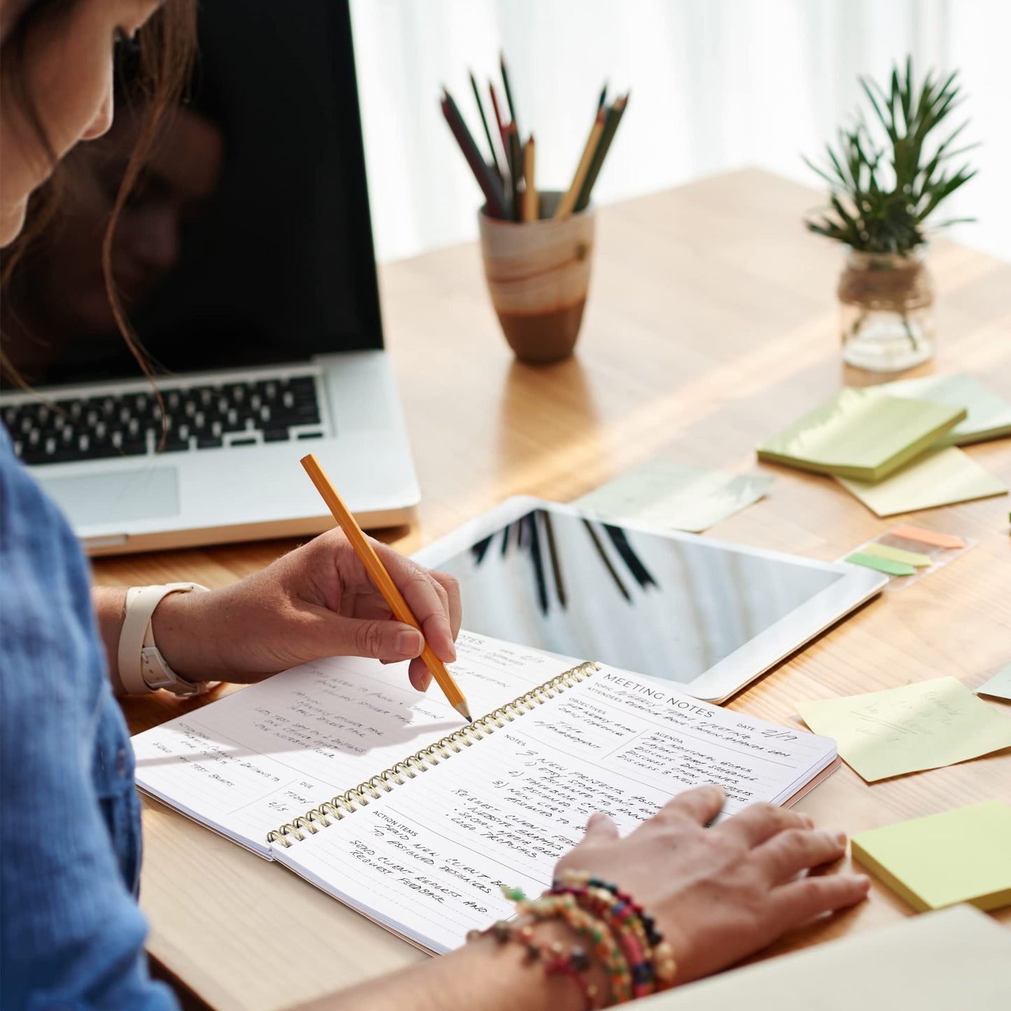 Beautiful Meeting Notebook For Work Organization - Easily Take Notes And Keep Agendas on Track - The Perfect Office Planner Supplies for Women & Men to Professionally Manage Business Projects - Pink