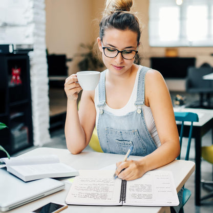 Beautiful Daily Planner And Notebook With Hourly Schedule - Aesthetic Spiral To do List Notepad to Easily Organize Your Tasks And Appointments - Stylish Book And School Or Office Supplies For Women