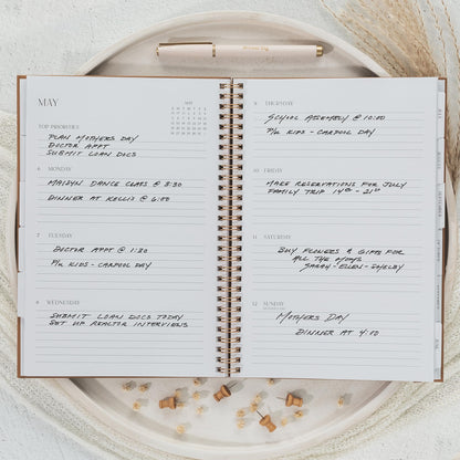 Beautiful 2024 Daily Planner - 7" x 10" Daily Planner for Women or Men with Weekly & Monthly Spreads for Easy Planning - Perfect Calendar Book To Organize All Tasks and Boost Productivity