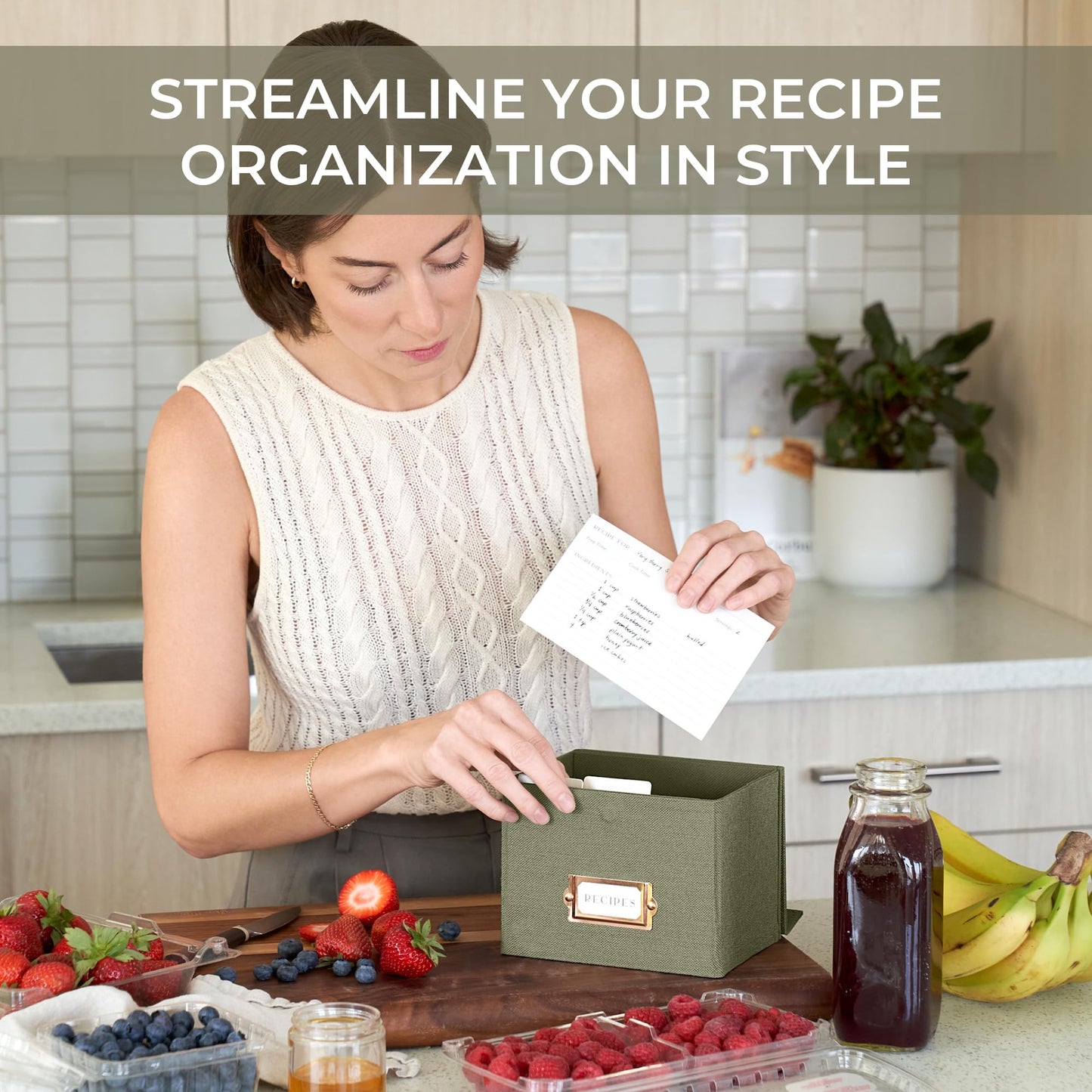Beautiful Linen Recipe Box Set - Incl. 50x 4x6 inch Recipe Cards and Matching Dividers to Easily Organize Up to 250 Recipes - A Sturdy Card Holder And Great Gift that Perfectly Fits into Any Kitchen