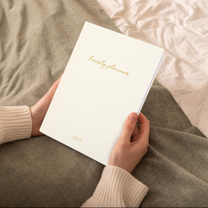 Beautiful 2025 Appointment Book Planner - Sturdy Linen Daily Planner & Weekly Calendar with Half Hourly Schedule Easily Keeps Track Of All Your Appointments - The Perfect Day by Day Organizer