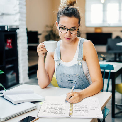 Beautiful Daily Planner And Notebook With Hourly Schedule - Aesthetic Spiral To do List Notepad to Easily Organize Your Tasks And Appointments - Stylish Book And School Or Office Supplies For Women