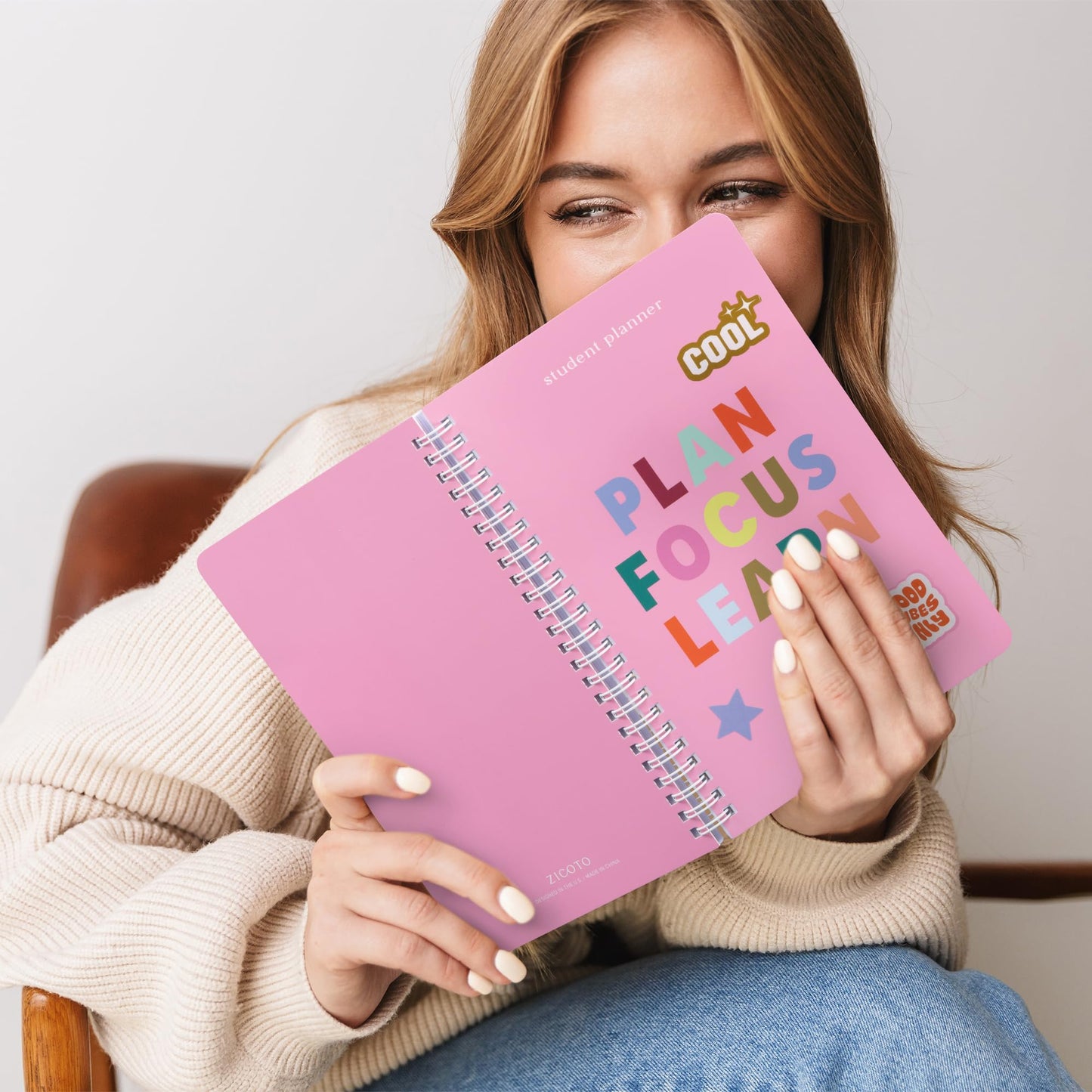 Aesthetic 2025-2026 Student Planner To Stay Organized - A Beautiful 8.5" x 5.5" Planner for Middle and High School Students with Weekly & Monthly Spreads For The 25-26 Academic Year