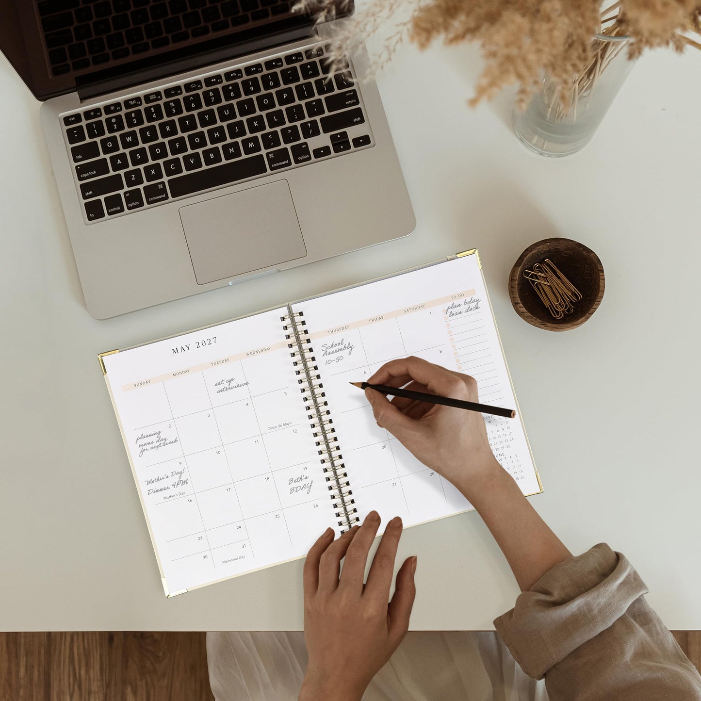 Beautiful Matisse 2026-2028 Monthly Planner - To Do List Notebook That Easily Organizes Your Tasks to Boost Productivity - Runs From July 2026 Until December 2028 incl. 2027