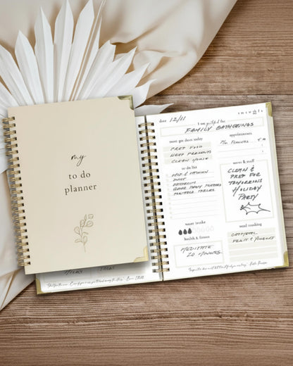 Beautiful To Do List Notebook - Aesthetic Daily Planner to Easily Organize Your Tasks And Boost Productivity - Stylish Undated Planner And School or Office Supplies For Women