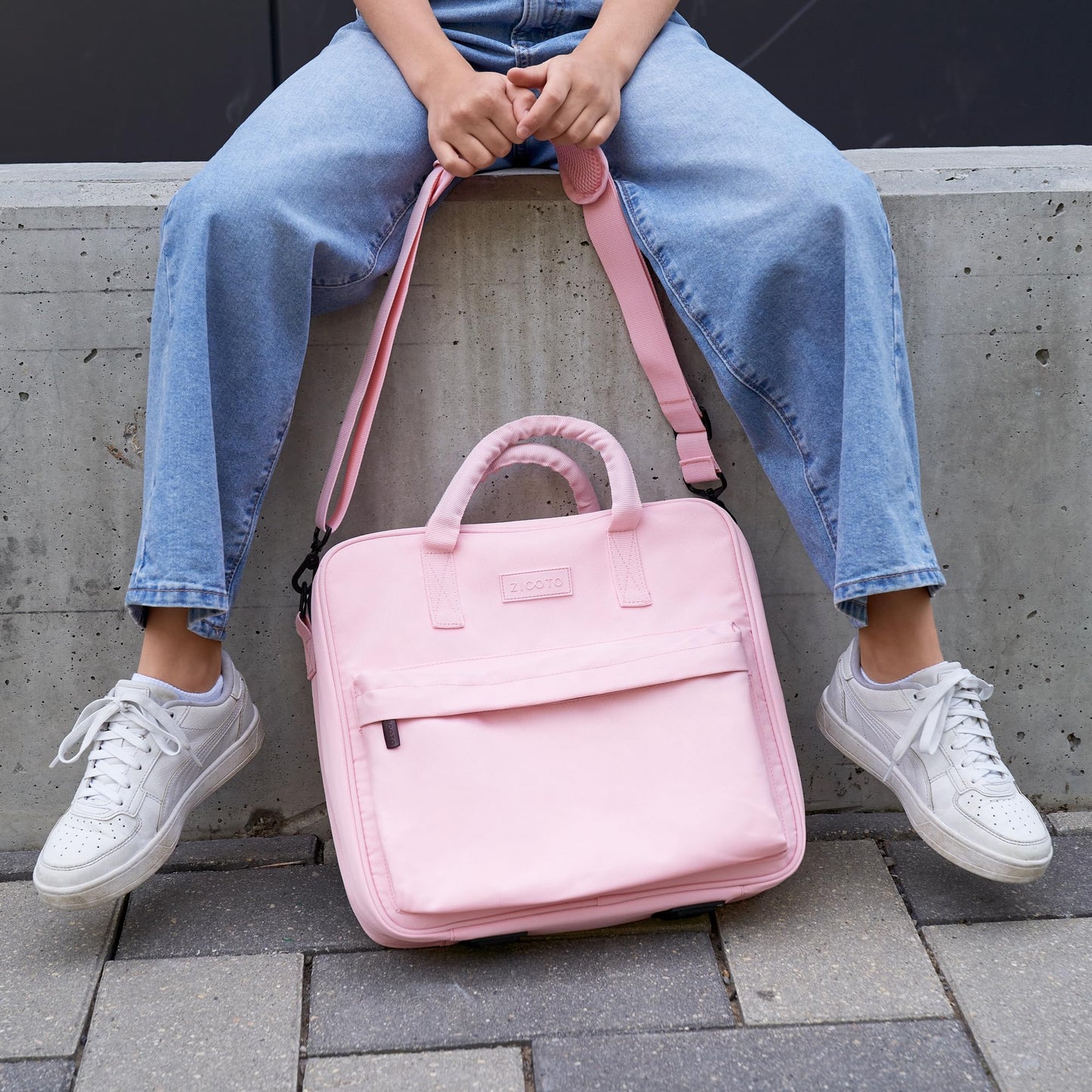 Sturdy 3 Ring Zipper Binder with Shoulder Strap for School - Beautiful 2 Inch Zip Up Binder with Extra Pockets Holds 500 Sheets, Books & Laptop - Easy to Carry Trapper Keeper Made of Premium Fabrics
