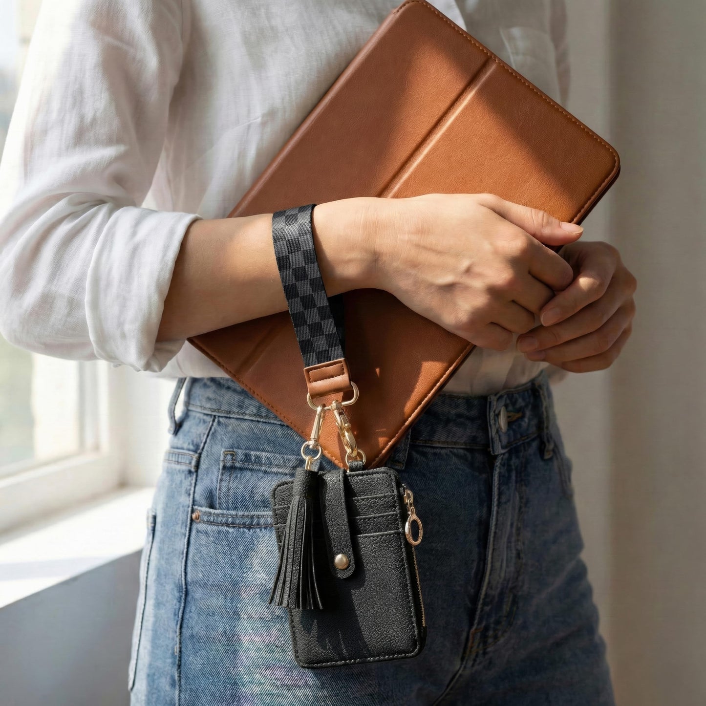 Stylish Wristlet Wallet for Women - Slim Design Credit Card Holder w/ Plenty of Storage incl. Clear ID Window & Zipper Pocket - Easy Carry RFID Blocking Keychain Wallet w/ Tassel, Lanyard & Gold Rings